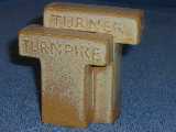 Turner Turnpike shaker glazed desert gold